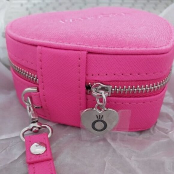 NEW AUTHENTIC PANDORA PINK HEART SHAPED JEWELRY BOX/case - Picture 2 of 11